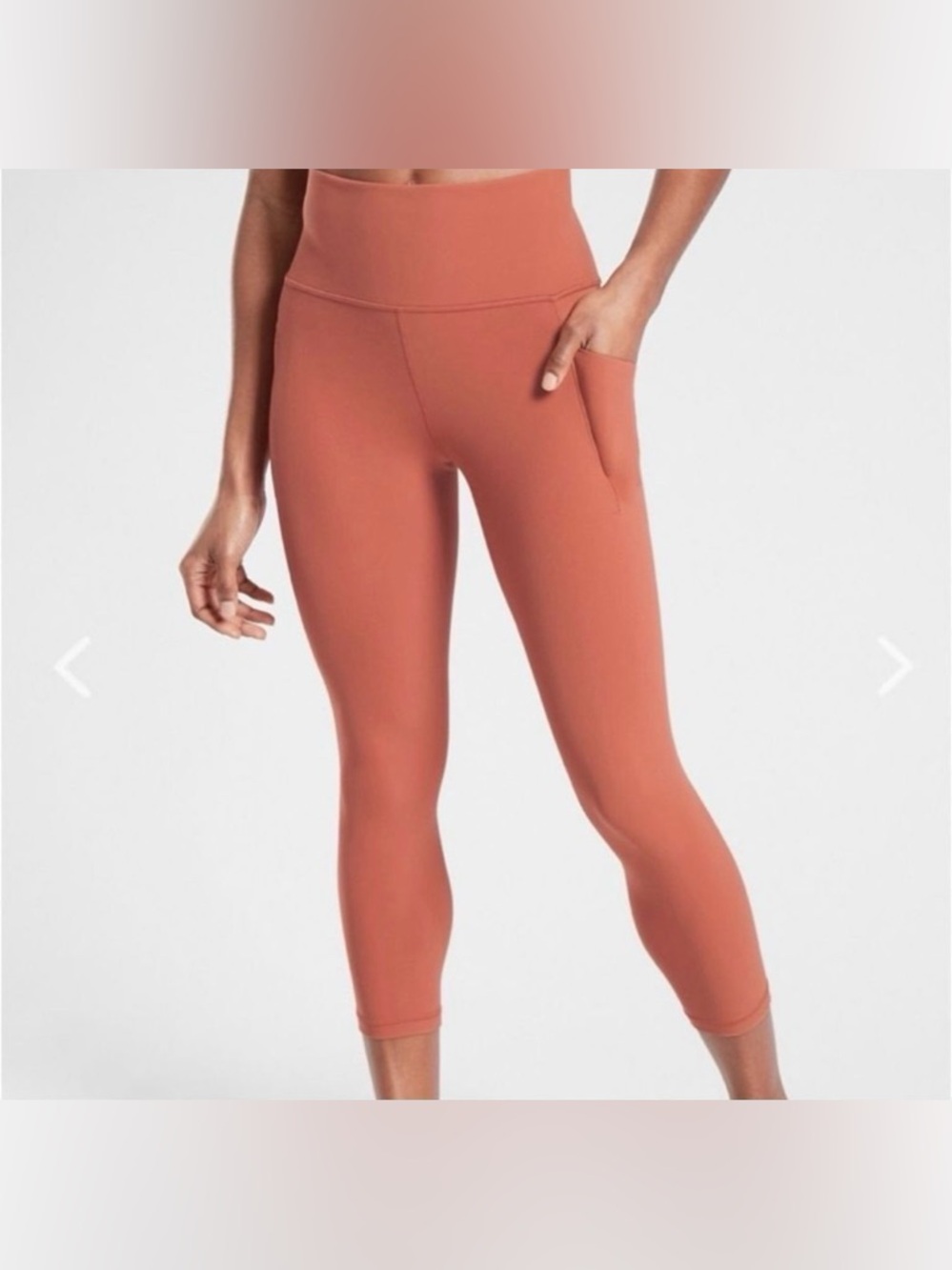 ATHLETA Salutation Stash Pocket Tight Crop